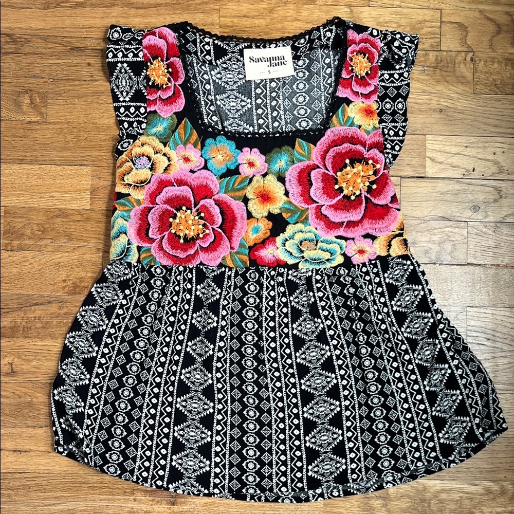 Savanna Jane Black and Pink Floral Embroidered Top NWOT